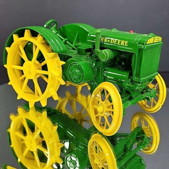 Vintage Ertl 1/16 1924 John Deere Spoker "D" Diecast Tractor - Picture 2 of 10
